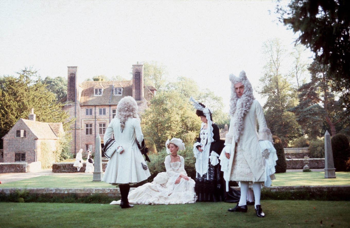 Denna vecka kan även vanliga tv-tittare se brittiska ”Tecknarens kontrakt” vid ett par olika tillfällen. Foto: British Film Institute