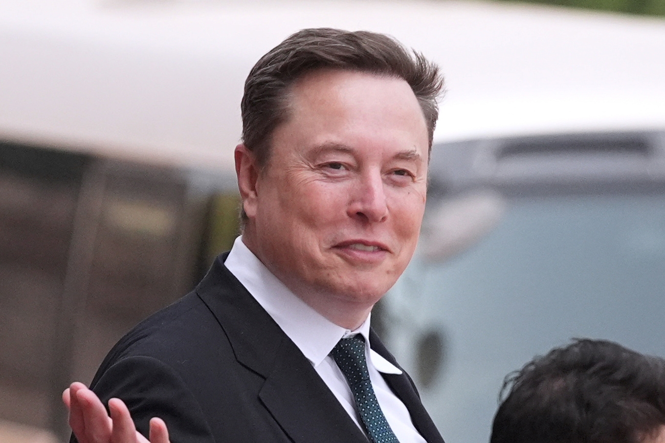 Världens rikaste man Elon Musk är på väg att ro den med råge största börsnoteringen genom tiderna i hamn när hans Space X introduceras på Nasdaqbörsen i New York. Arkivbild. Foto: Mark Schiefelbein/AP/TT