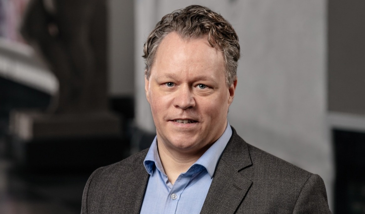 Patrik Steorn lämnar Göteborg för en ny tjänst som biträdande överintendent på Statens historiska museer i Stockholm. Pressbild. Foto: Carl Adler