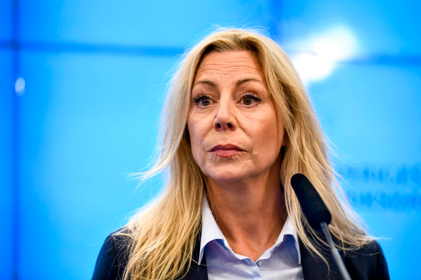 Sverigedemokraternas gruppledare Linda Lindberg presenterade förslaget om sänkt lön för politiska vildar under ett gruppledarmöte på onsdagen. Foto: Lars Schröder/TT