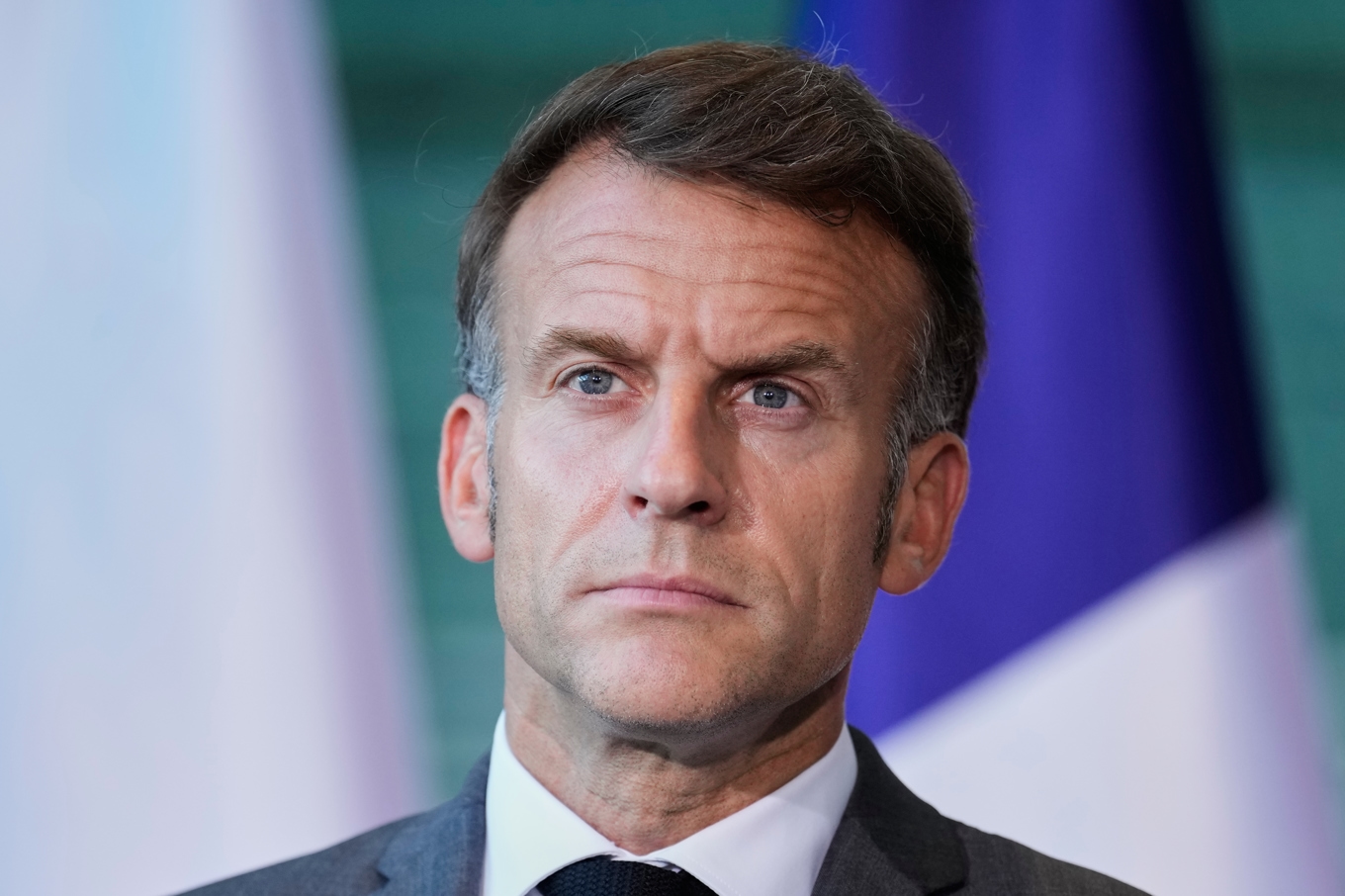 Ett Rysslandskopplat fartyg har stoppats utanför Sicilien av den franska flottan, uppger Frankrikes president Emmanuel Macron. Foto: Ebrahim Noroozi /AP/TT