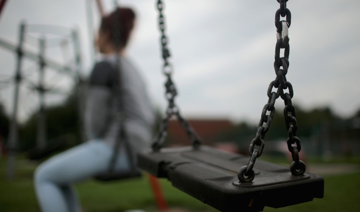 En tonårig flicka i Rotherham som säger sig ha utsatts för sexuellt utnyttjande som en del i den stora skandalen i staden. Foto: Christopher Furlong/Getty Images
