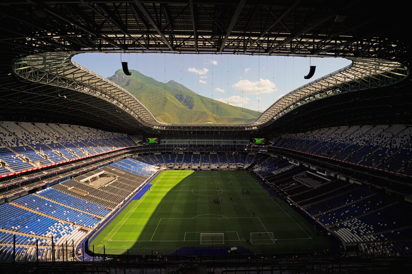 I Monterrey spelas Sveriges första match mot Tunisien. Frågan är hur många det blir i publiken med tanke på de stundom höga biljettpriserna. Foto: Fernando Llano/AP Photo