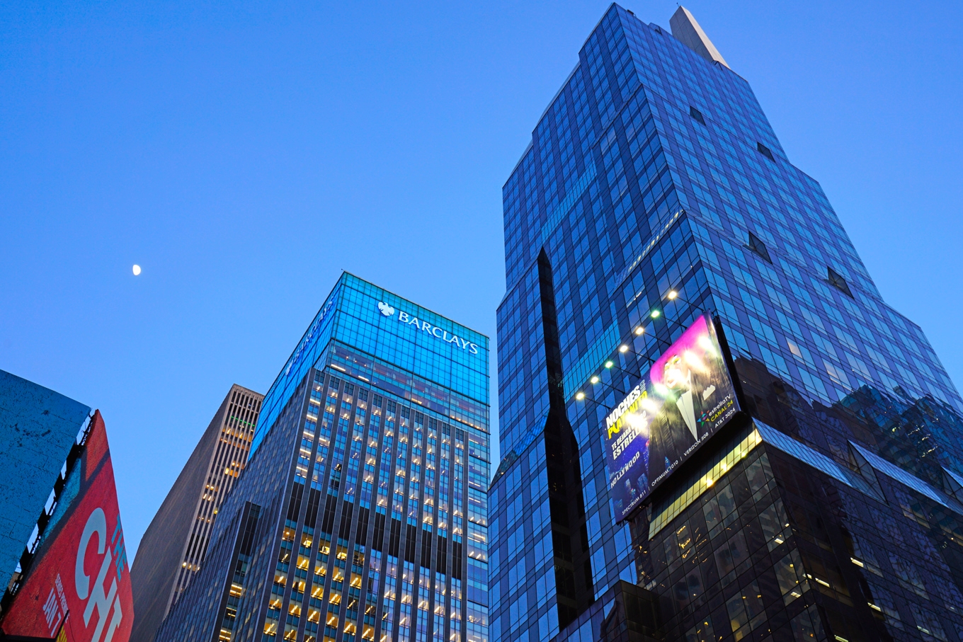 Byggnader på Manhattan i New York, nu Barclays Times Square Building, dessförinnan Lehman Brothers, fram till kraschen 2008. Foto: EQRoy /Shutterstock