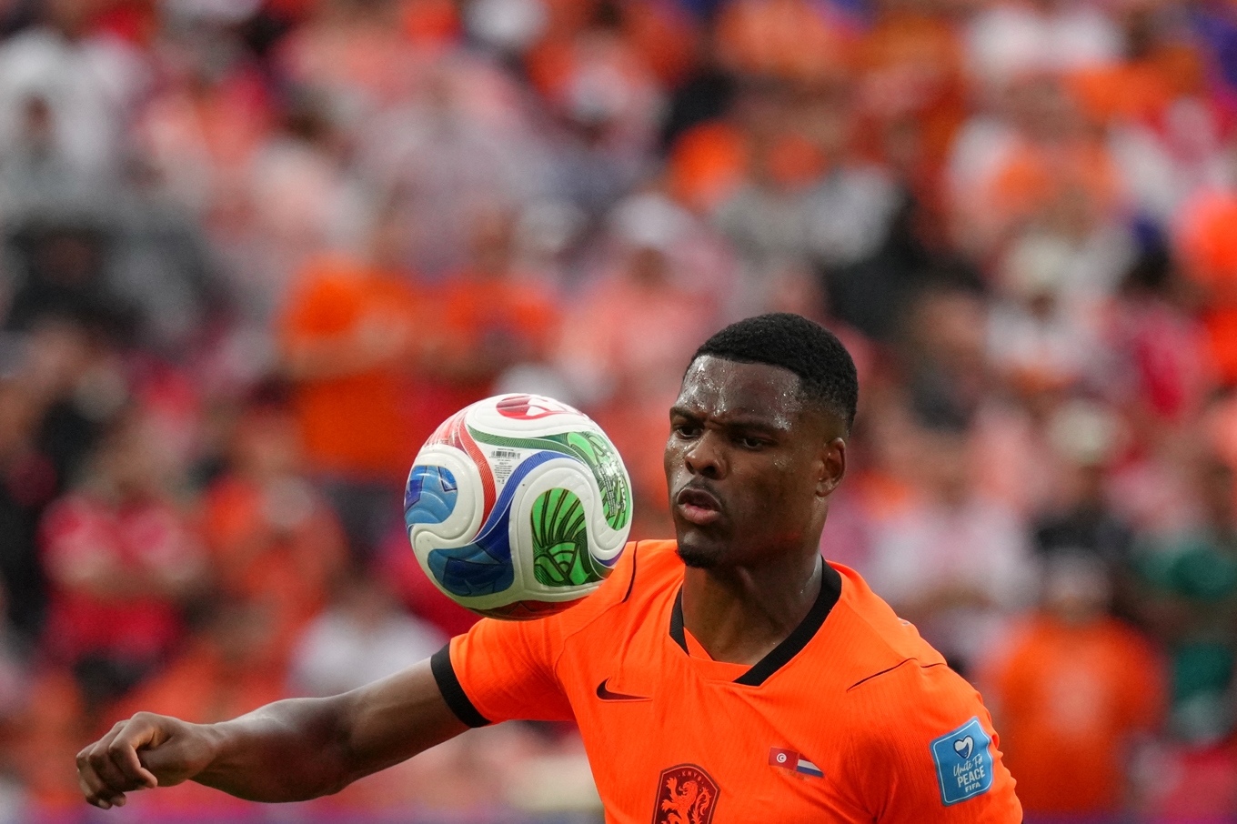 Nederländernas VM-back Denzel Dumfries är klar för den spanska storklubben Real Madrid. Arkivbild. Foto: Ed Zurga/AP/TT