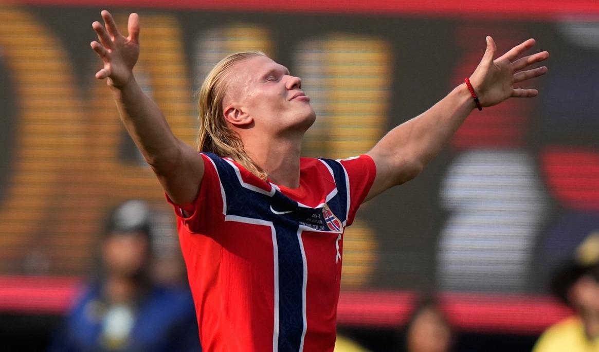 Erling Haaland blev stor hjälte för Norge. Foto: Frank Franklin II/AP/TT