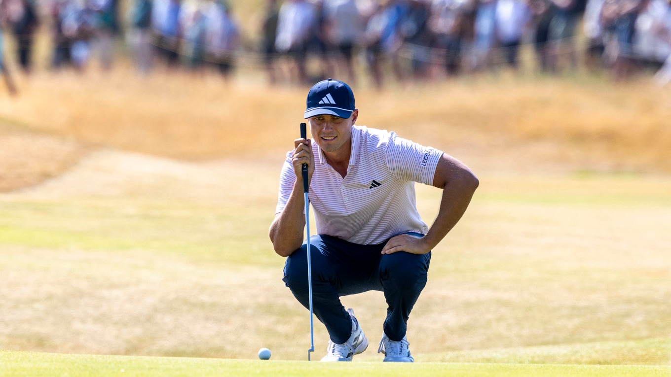 Ludvig Åberg på det tredje hålets green under första dagens spel på Royal Birkdale under The Open. Foto: Christer Höglund/TT