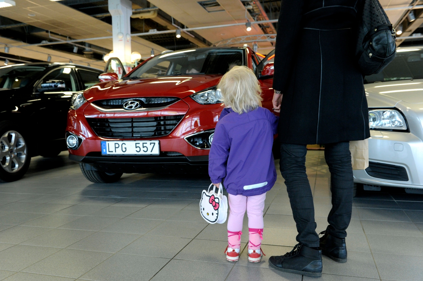Ny försäljningsstatistik gällande personbilar har redovisats. Arkivbild. Foto: Janerik Henrikssson/TT