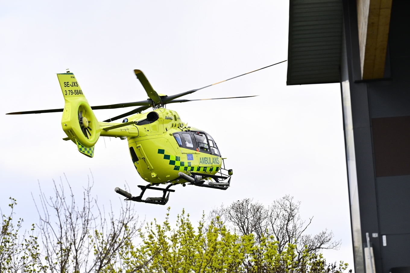 Barnet fördes till sjukhus med ambulanshelikopter. Arkivbild. Foto: Jonas Ekströmer/TT