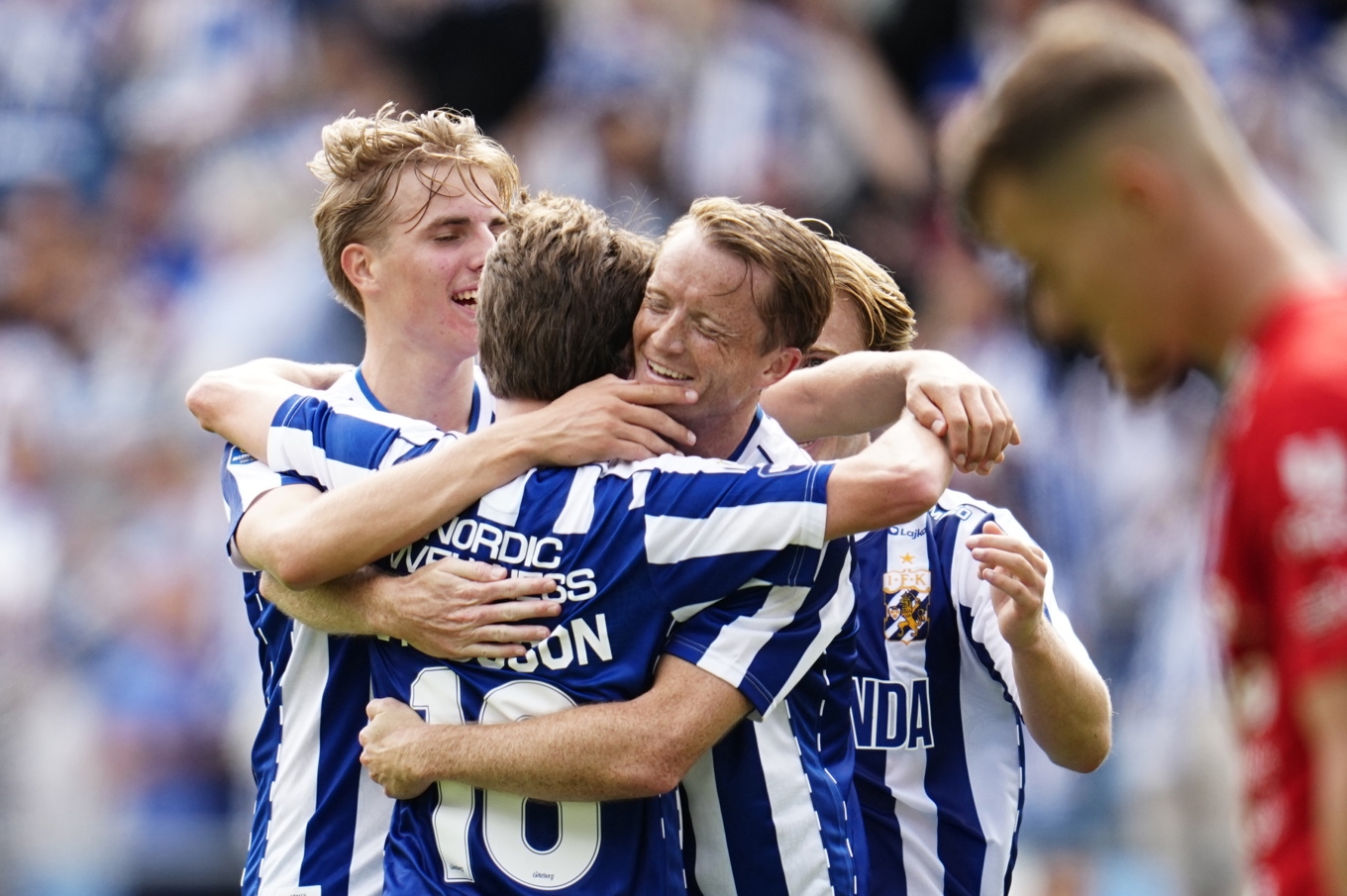 Sam Larsson blev stor blåvit hjälte. Foto: Björn Larsson Rosvall/TT