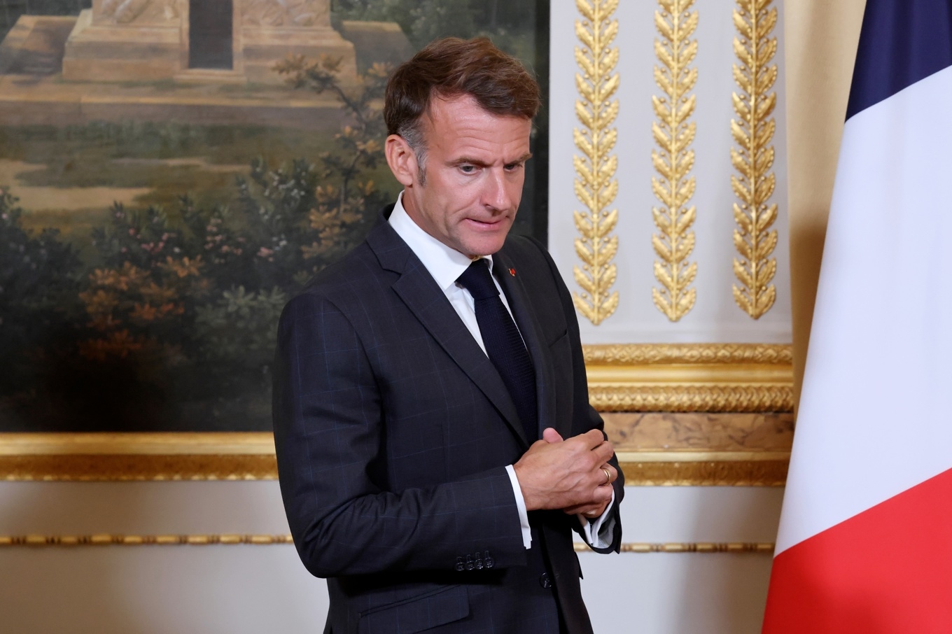 Sociala medier-förbudet har varit en hjärtefråga för Frankrikes president Emmanuel Macron. Arkivbild. Foto: Ludovic Marin/AP/TT