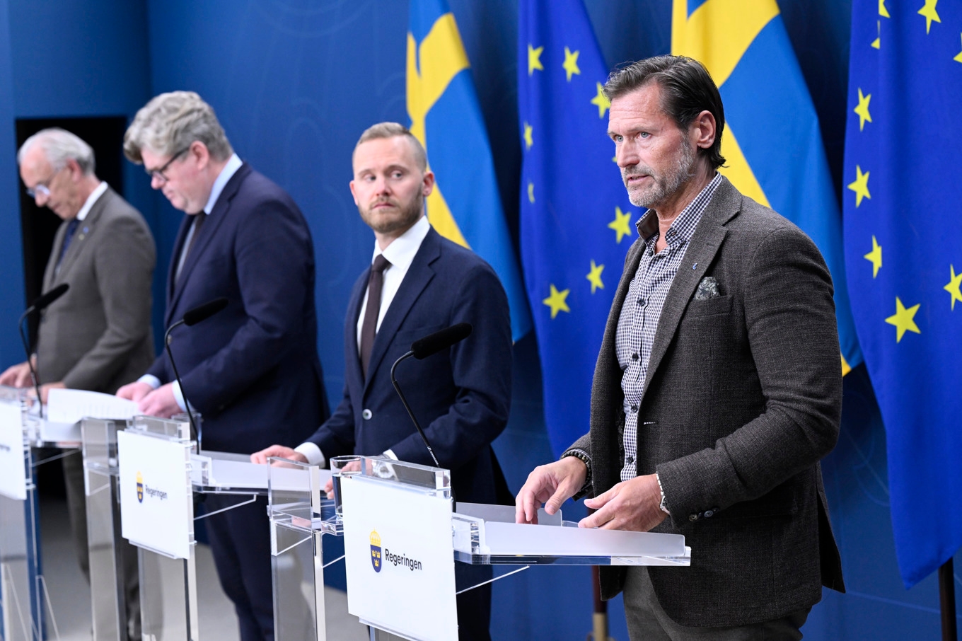 Torsten Elofsson (KD), rättspolitisk talesperson, justitieminister Gunnar Strömmer (M), Henrik Vinge (SD), ordförande i justitieutskottet och Martin Melin (L) rättspolitisk talesperson. Foto: Jessica Gow/TT