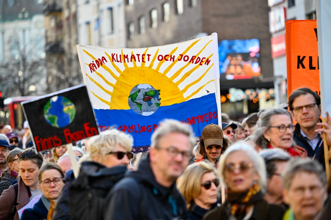 I april hölls en stor klimatdemonstration i Stockholm. Den här väntas bli ännu större. Arkivbild. Foto: Anders Wiklund/TT