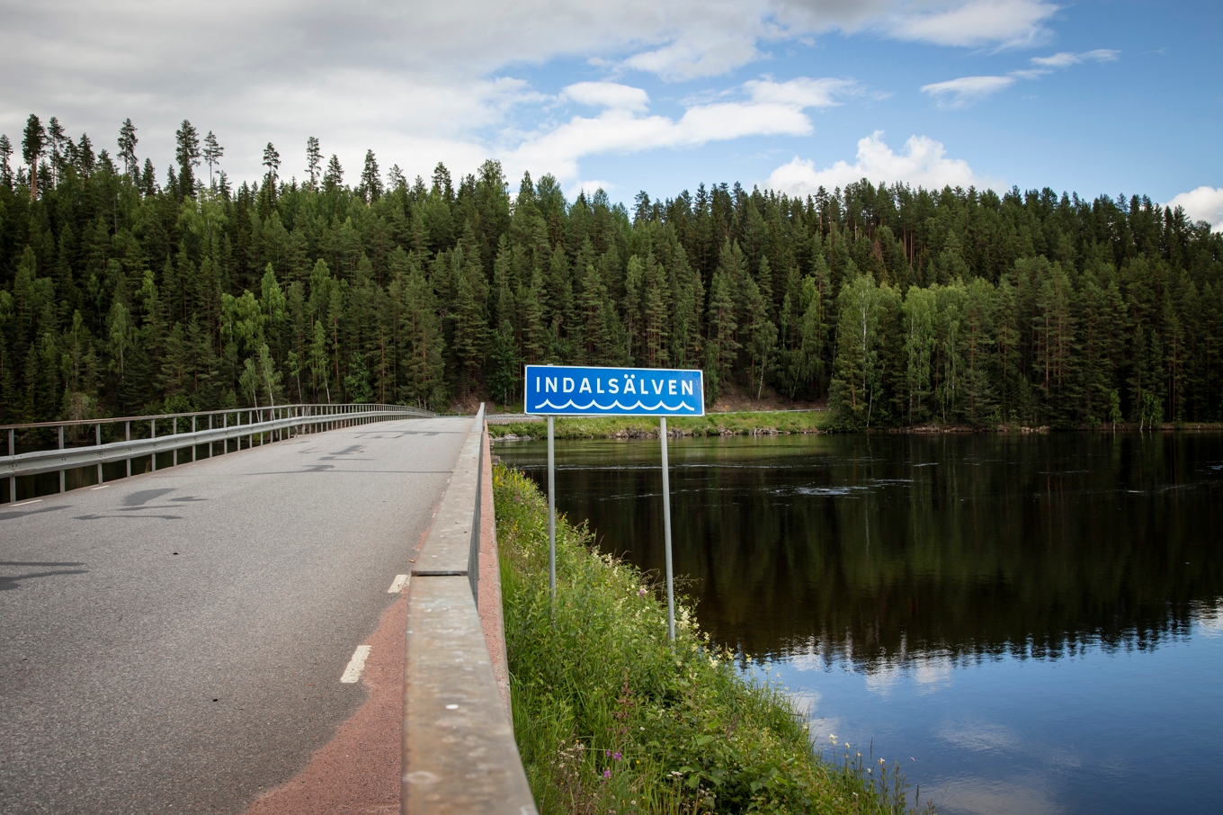 En man saknas efter en båtfärd på Indalsälven. Arkivbild. Foto: Helena Landstedt/TT