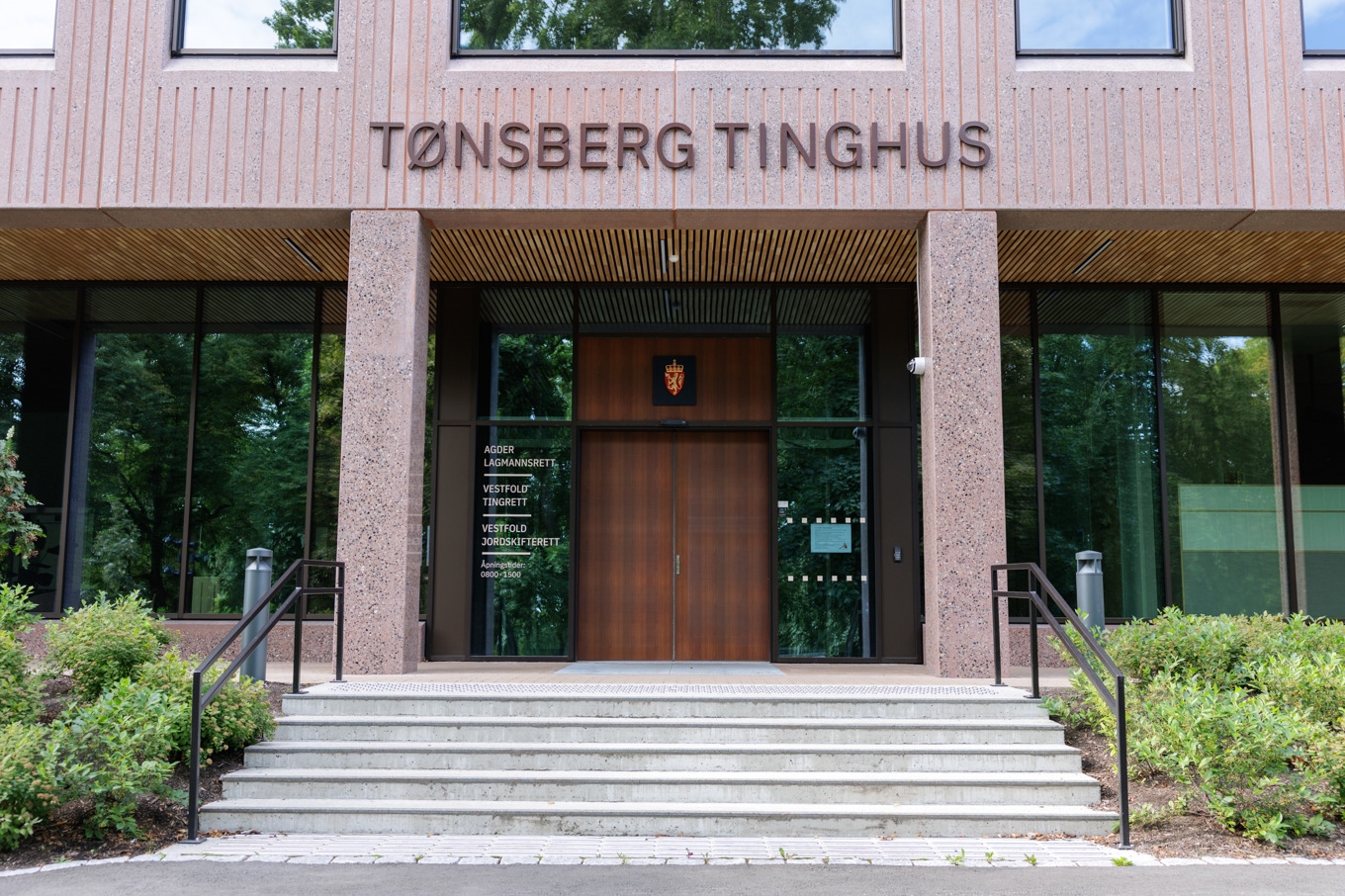 Vestfold tingrett, med säte i Tønsberg, har beslutat att hålla en pojke häktad sedan i juni. Misstanken är försök till terrorbrott. Arkivbild. Foto: Jonas Been Henriksen/NTB/TT