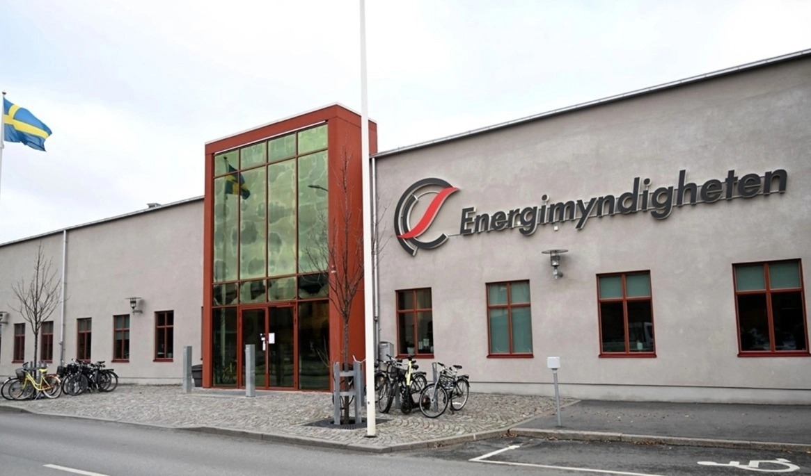 En kvinnlig klimataktivist fick sin tjänst avslutad på Energimyndigheten i Eskilstuna på grund av sitt engagemang i olika klimataktivistgrupper, däribland Extinction Rebellion. Foto: Fredrik Sandberg/TT