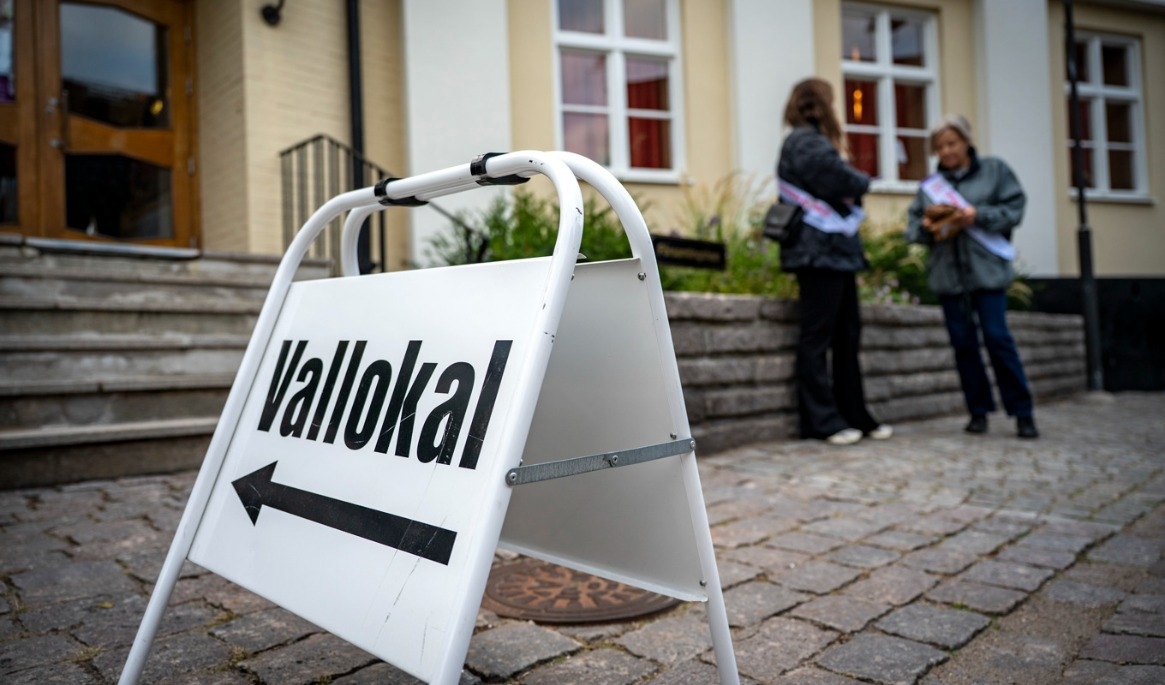 Vad är vallöftena värda när rösterna är inkasserade? Foto: Johan Nilsson / TT
