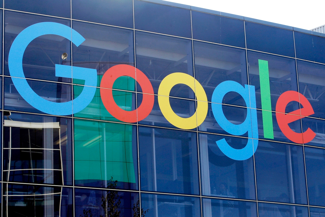 Google mångmiljardinvesterar i Finland. Arkvbild. Foto: Jeff Chiu/AP/TT