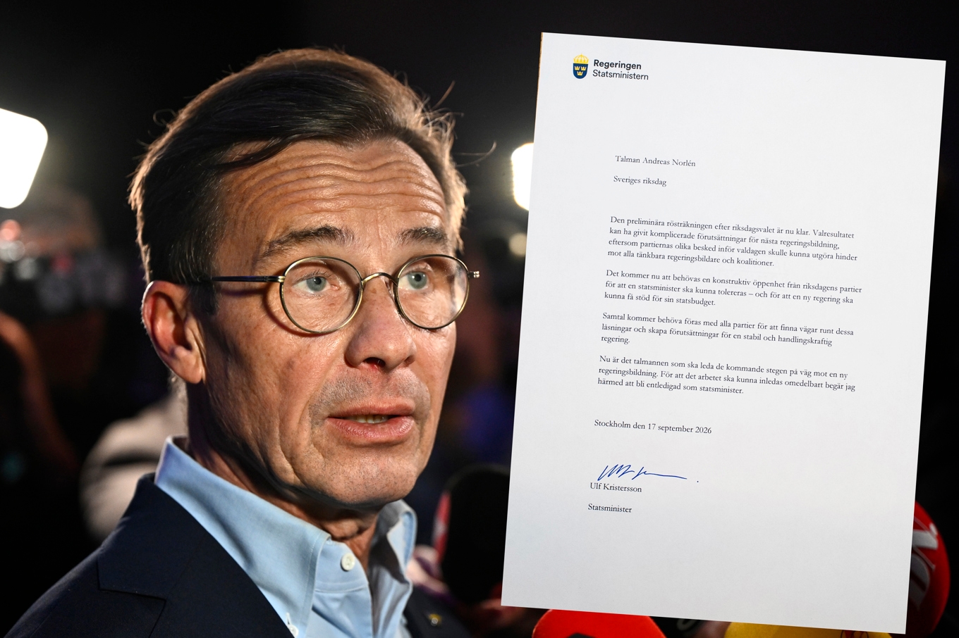 Statsminister Ulf Kristersson (M) och hans avskedsbrev till talmannen. Foto: Christine Olsson/TT Tom Samuelsson/Regeringskansliet