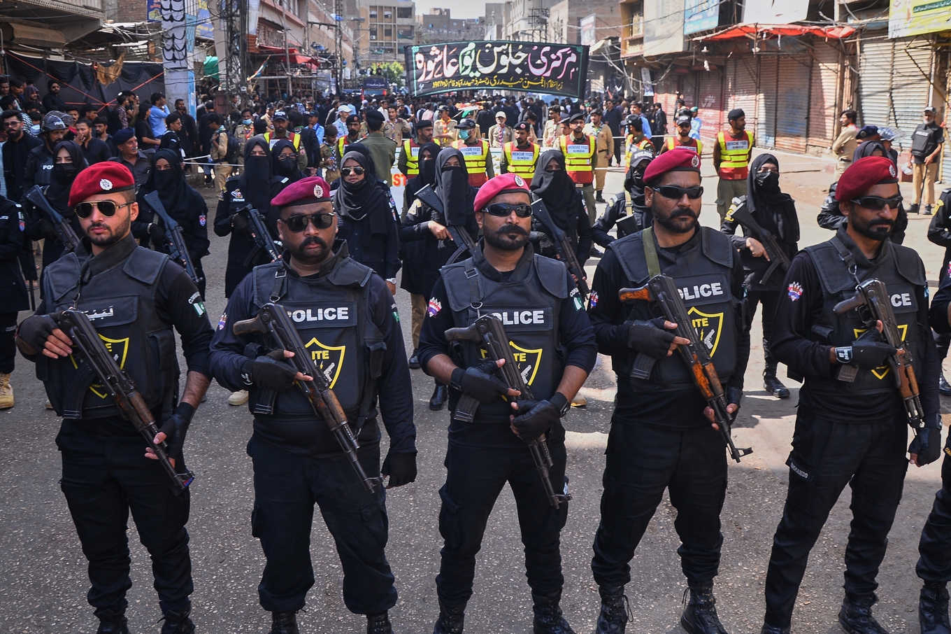 Pakistanska poliser. Arkivbild. Foto: Pervez Masih/AP/TT