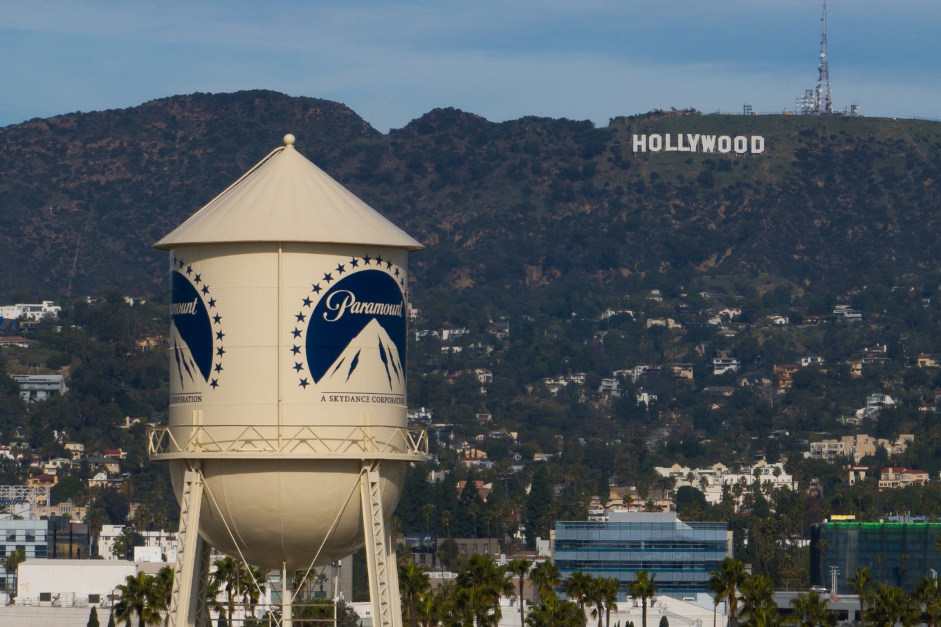 Paramount Skydance uppges ha kommit överens med delstatsåklagare i USA om att få köpa Warner Bros Discovery. Arkivbild. Foto: Jae C. Hong/AP/TT