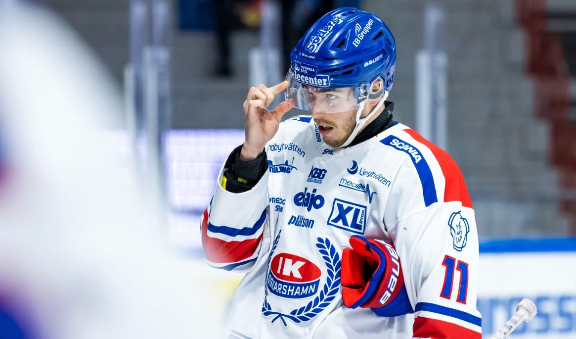 Joakim Thelin, här i Oskarshamns tröja, gjorde Visby/Romas första mål på gotländsk mark. Arkivbild. Foto: Pär Bäckström/TT