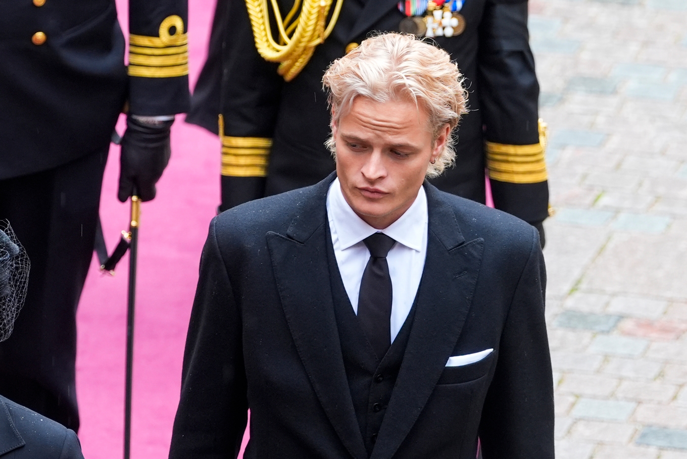 Marius Borg Høiby under kung Haralds begravning tidigare i september, som han fick dispens för att delta i. Foto: Terje Pedersen/NTB/TT