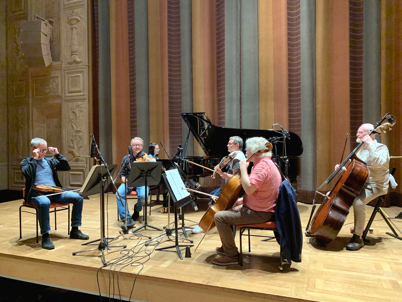 Ludvig Norman Strings och Kiyo Wada under inspelning i Grünewaldsalen, Stockholms konserthus. Foto: Erik Nilsson