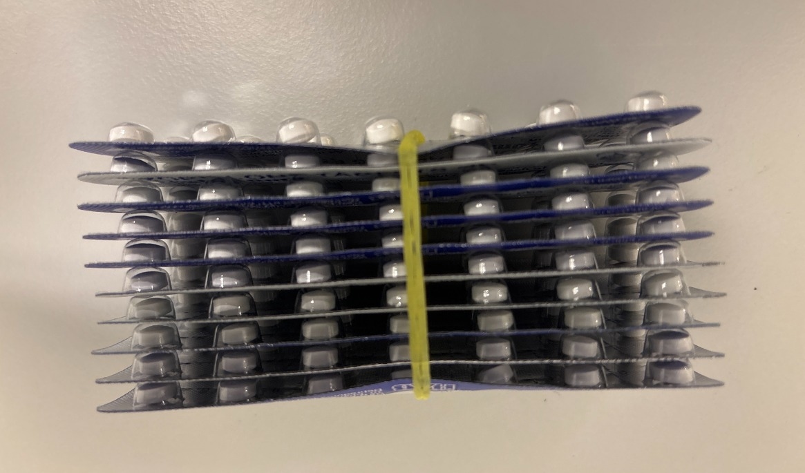På bilden syns kartor av Zopiclone, ett av de vanligaste narkotikaklassade preparaten mot sömnproblem. Foto: Tullverket