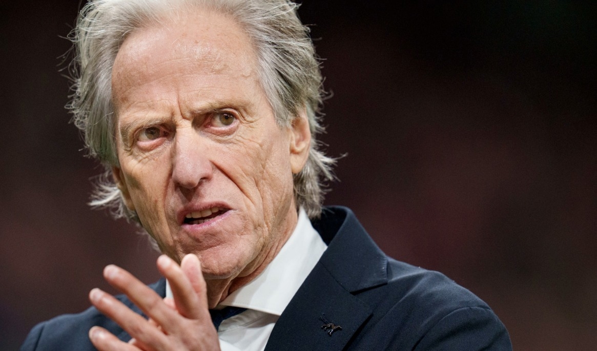 Det har stormat kring Portugals förbundskapten Jorge Jesus den senaste tiden. Men mot Danmark fick han och hela Portugal jubla. Foto: Liselotte Sabroe/Scanpix/TT