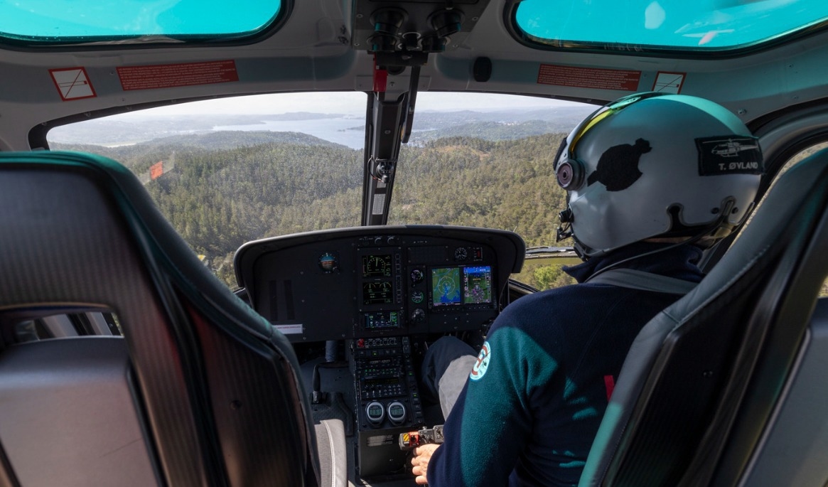 Helikoptrarna har gett hörselproblem för de som jobbar på oljeriggarna. Arkivbild. Foto: Tor Erik Schrøder/NTB/TT