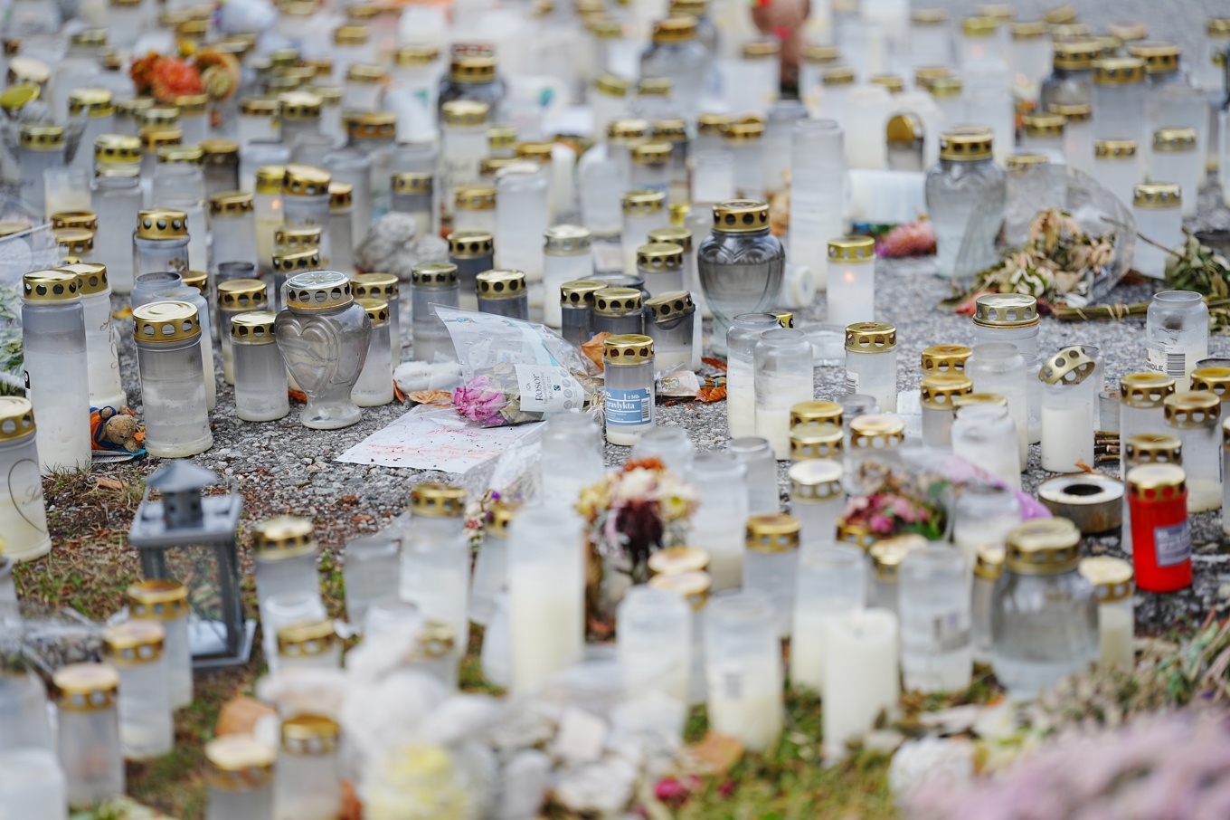 Minnesplats efter skoldådet i Fagersta i slutet av augusti. Arkivbild. Foto: Magnus Lejhall/TT