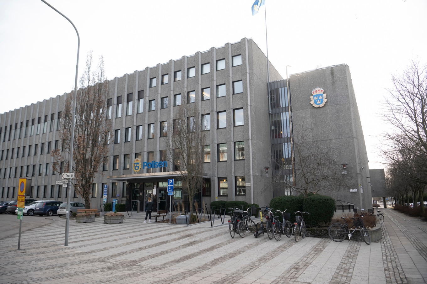 Delar av polishuset i Västerås spärrades av. Arkivbild. Foto: Fredrik Sandberg/TT