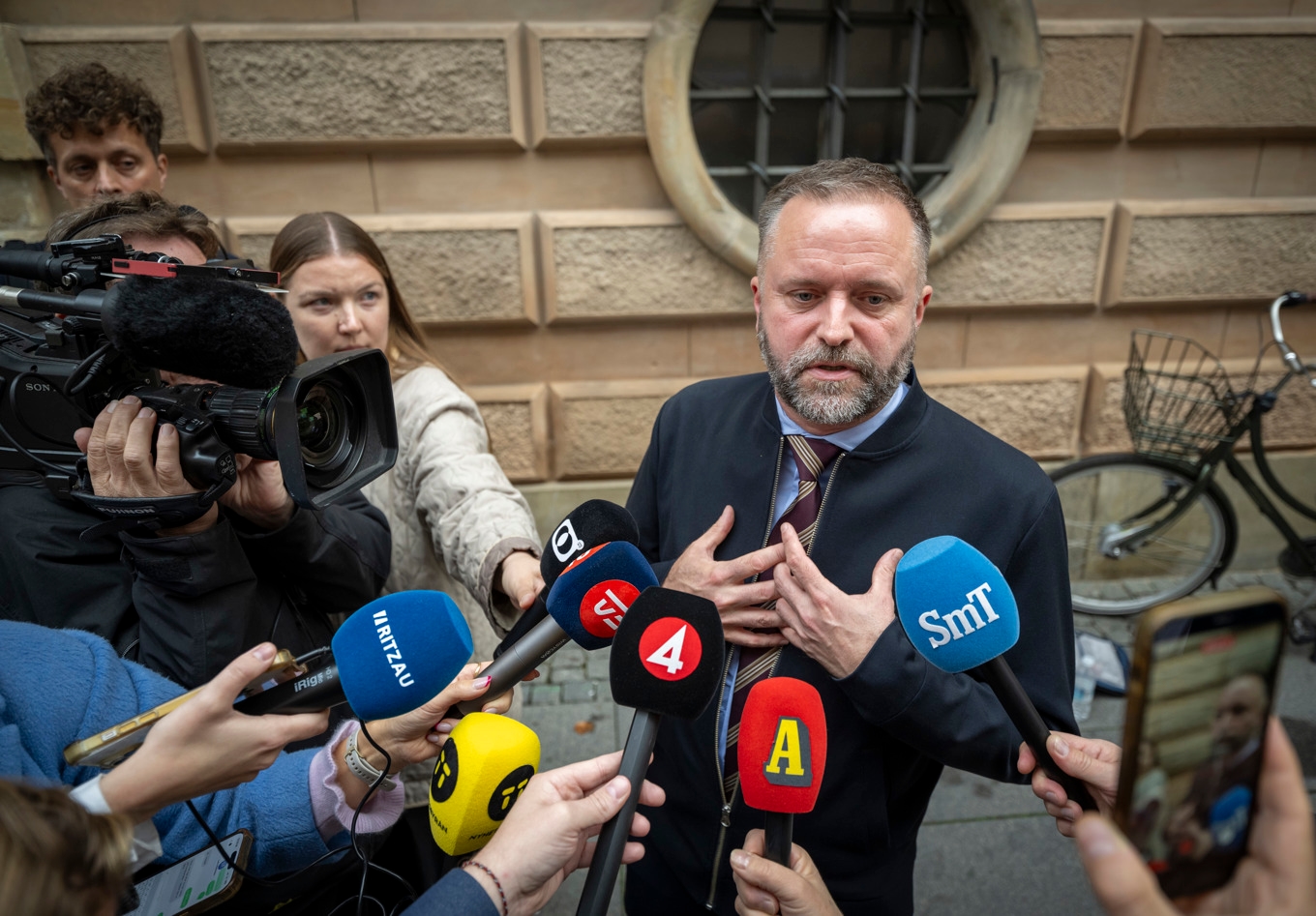 Søren Harbo, åklagare, på plats då rättegången om dödsmisshandeln av en svensk polisman vid ett VM-arrangemang hålls i Köpenhamns tingsrätt. Foto: Johan Nilsson/TT