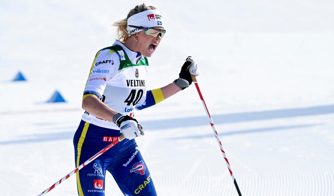 Frida Karlsson, ett av Sveriges största guldhopp inför hemma-VM. Men vem kommer sända stjärnans lopp? Arkivbild. Foto: Emmi Korhonen/AP/TT