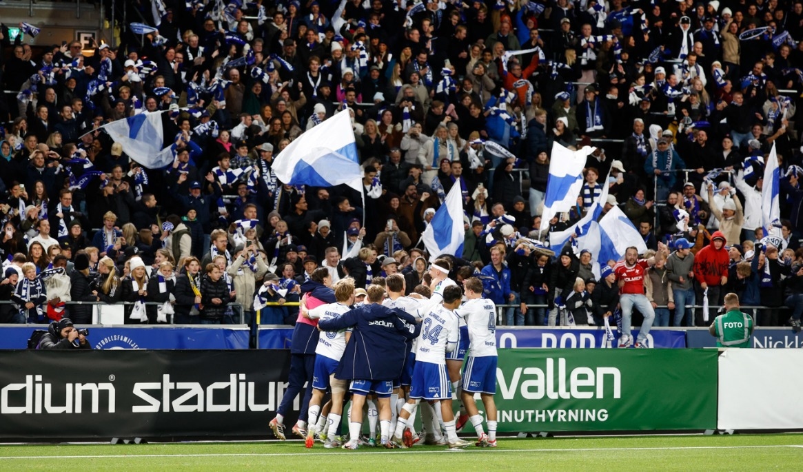Jubel efter Norrköpings 4–0-mål mot Sundsvall. Foto: Stefan Jerrevång/TT
