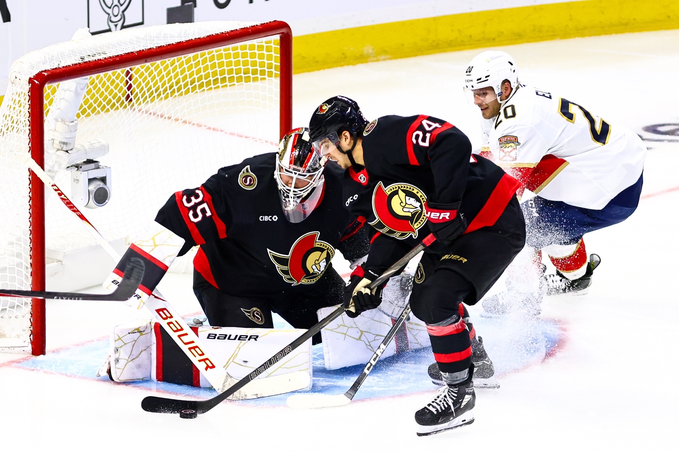 Linus Ullmark (35) under nattens match. Foto: Keito Newman/AP/TT