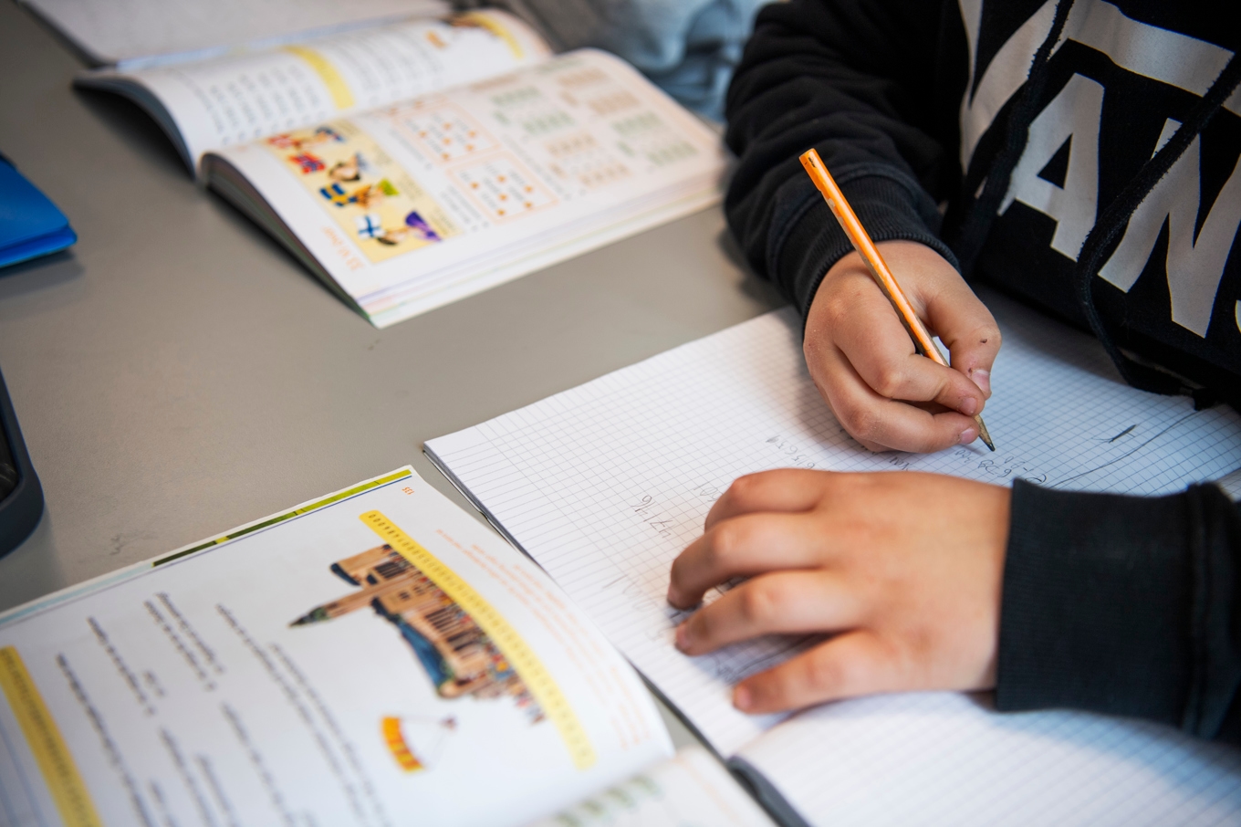 Elever i fem årskurser ska testas på nytt sätt. Arkivbild. Foto: Viktoria Bank/TT