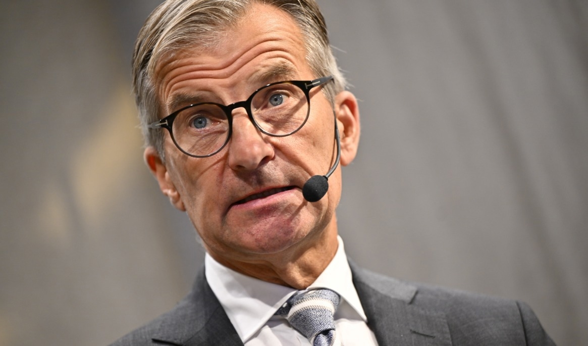Riksbanken, med chefen Erik Thedéen, väntas strama åt med flera räntehöjningar på grund av risk för hög inflation. Arkivbild. Foto: Anders Wiklund/TT