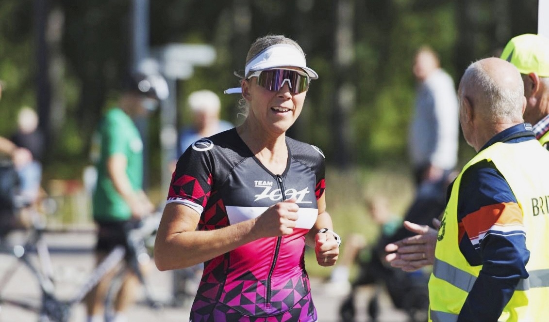 Johanna Green under ett triathlonlopp. Foto: Privat