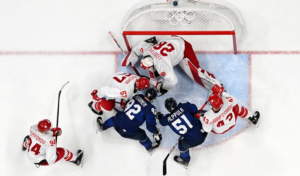 Finland mot Ryssland i OS 2022 – strax innan Ryssland invaderade Ukraina. Foto: Anthony Wallace / AFP via Getty Images