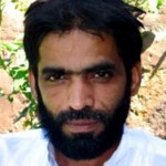 Amir Zaman, 39, Affärsman, Islamabad, Pakistan.(The Epoch Times)-Enligt TV-nyheterna är det största samhällsproblemet i Pakistan nuförtiden bristen på grundläggande saker som mjöl, socker och elektricitet. Det här landet lider också svårt av korruption. Det verkar som om de rika blir rikare genom att använda sitt inflytande, och medelklassen, de som utför arbetet och säljer lokala produkter, blir fattigare. Pakistanska affärsmän kan inte konkurrera med de låga priserna på varor från andra länder.