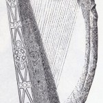 Keltisk harpa: Keltisk harpa eller Brian Boru-harpa. (Brian Boru, högkonung av Irland under 1002-1014 e.Kr) De harpor som spelades på Irland och Skottland hade strängar av stål, mässing och troligtvis också silver. I Wales förekom harpor som hade strängar av hästhår som gav ett surrande ljud. Irland använder idag harpan som symbol på sitt statsvapen, 1-euromynt, pass och statliga dokument;  den är också officiell symbol bland annat för presidenten och de irländska statsråden.
