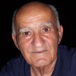 Adriano Mini, 72,  pensionär och volontär på Diabetesföreningen i Valdarno, Montevarchi, Italien (Foto: Epoch Times)                                                                                                                                - En givande dag? Jag tror inte vi har många givande dagar i detta livet, i den här världen. Om jag ser på tre dagar av mitt liv, så är både den ena och den andra dålig och kanske är den tredje lite bättre. Mitt koncept för en givande dag är en dag med mycket god hälsa. Om vi har god hälsa, är den dagen lyckosam. Om man inte har pengar, men god hälsa, då har vi en givande dag. Om vi har mycket pengar, men dålig hälsa, är inte pengarna till någon nytta.