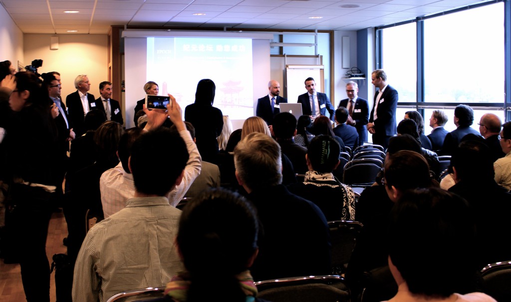 Epoch Forums expertpanel svarade på frågor. (Foto: Susanne W Lamm/ Epoch Times Sverige)