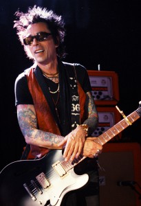 13_Earl_Slick_2011_2-674x988