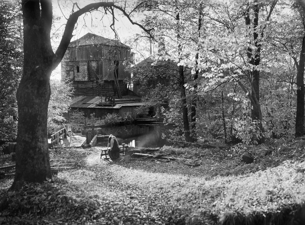 Engelsbergs bruk under tidigt 1900-tal. Bilden är tagen efter 1919. (Pressbild: Reinius Elis)