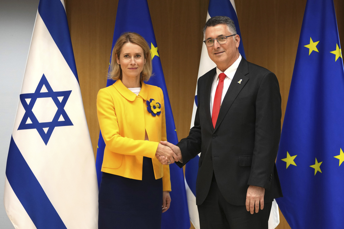 EU:s utrikeschef Kaja Kallas och Israels utrikesminister Gideon Saar i Bryssel. Foto: Virginia Mayo/AP/TT