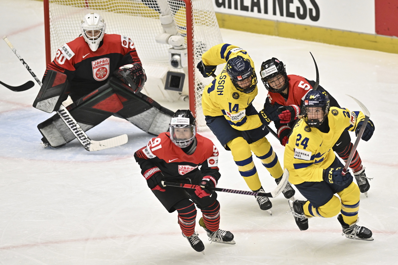 Sverige slog Japan med 2–0 i VM. Foto: Luboš Pavlíček/AP/TT