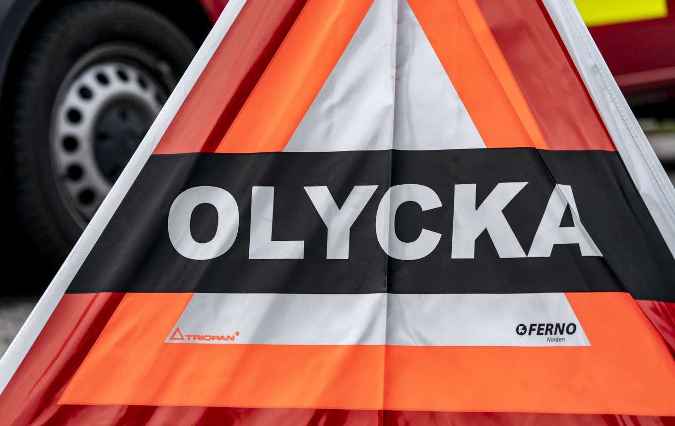 Två personer har förts till sjukhus efter en trafikolycka i västgötska Kinnekulle. Arkivbild. Foto: Johan Nilsson/TT